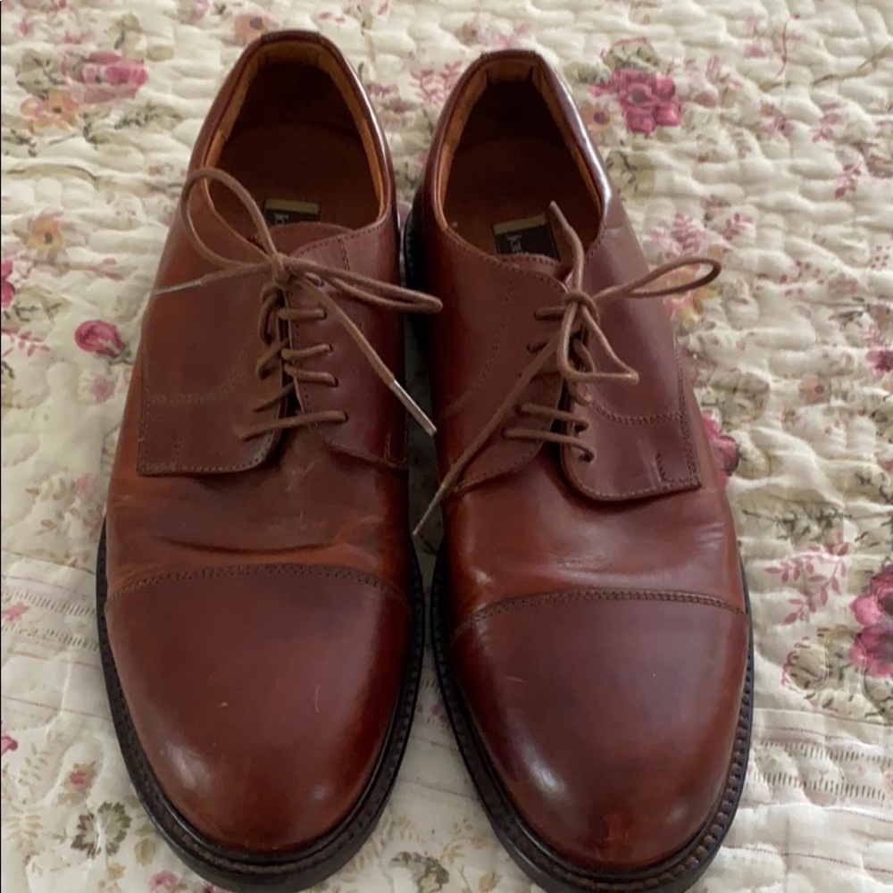 Men’s Johnston and Murphy dress shoes